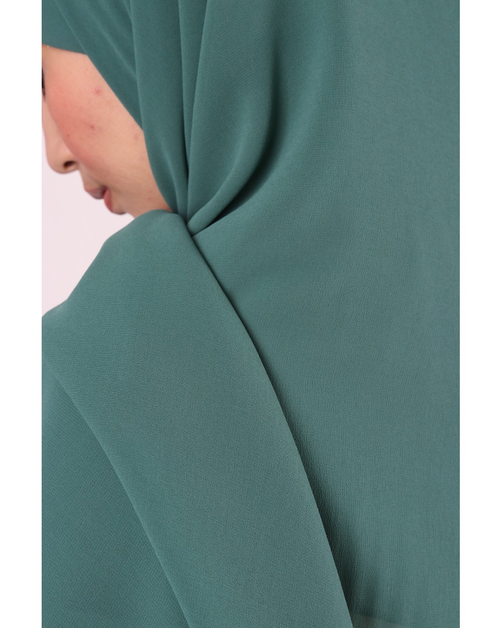 Nissa square chiffon hijab 150cm