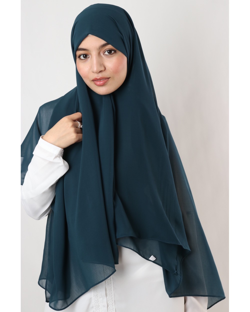 Nissa square chiffon hijab 150cm