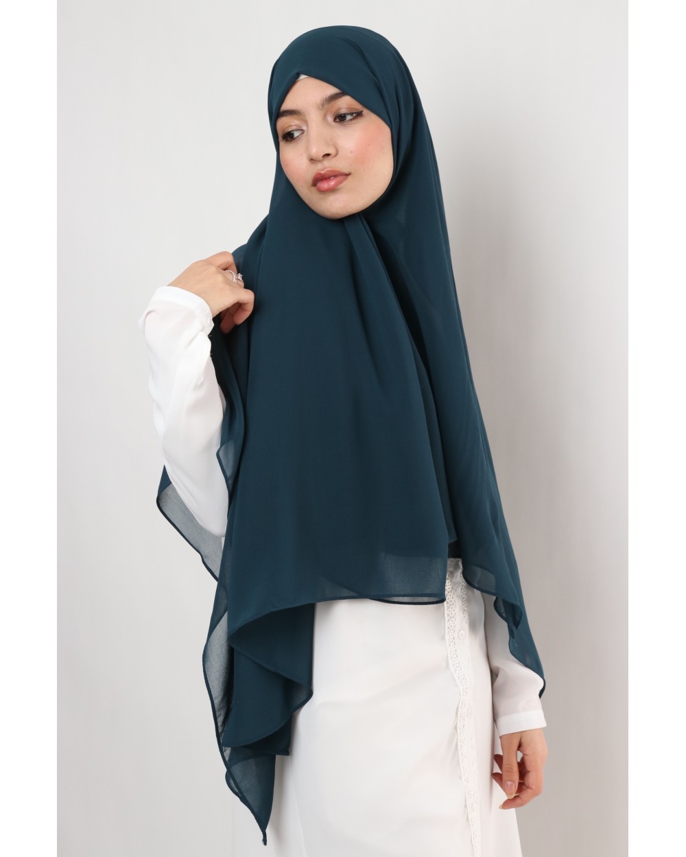 Nissa square chiffon hijab 150cm