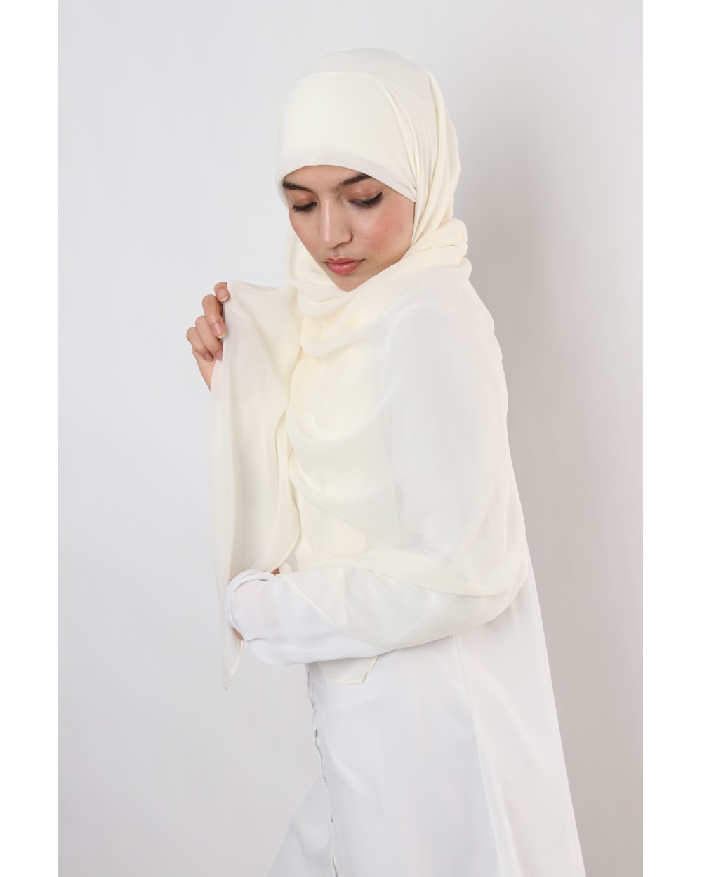 Nissa square chiffon hijab 150cm