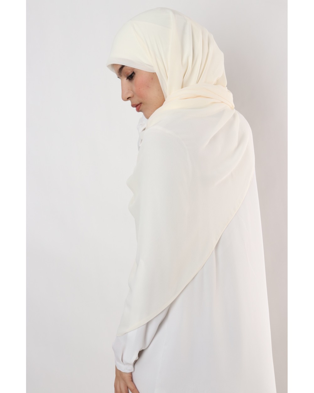 Nissa square chiffon hijab 150cm