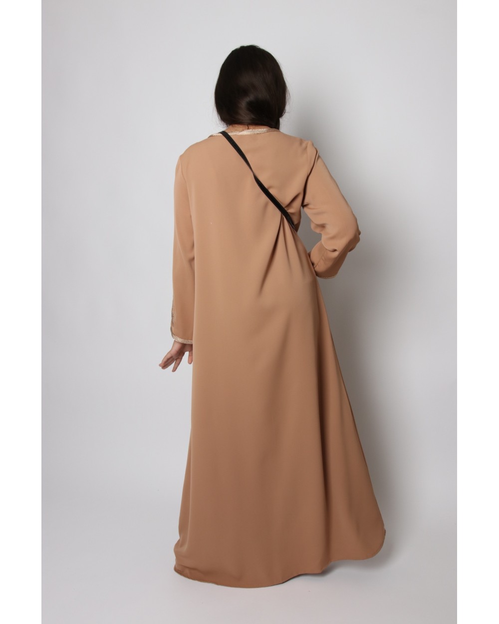 Robe brodée Yosra binti