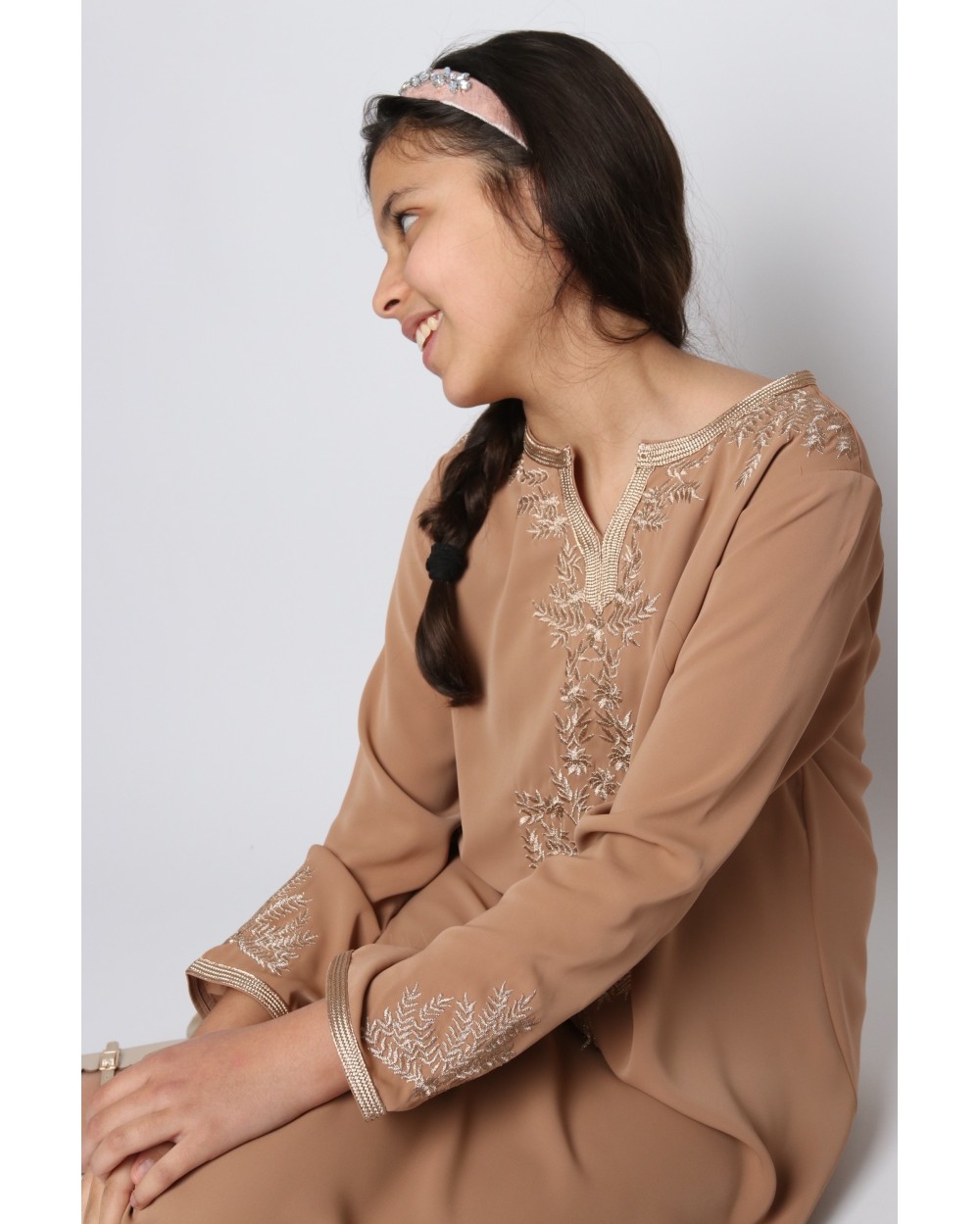 Robe brodée Yosra binti