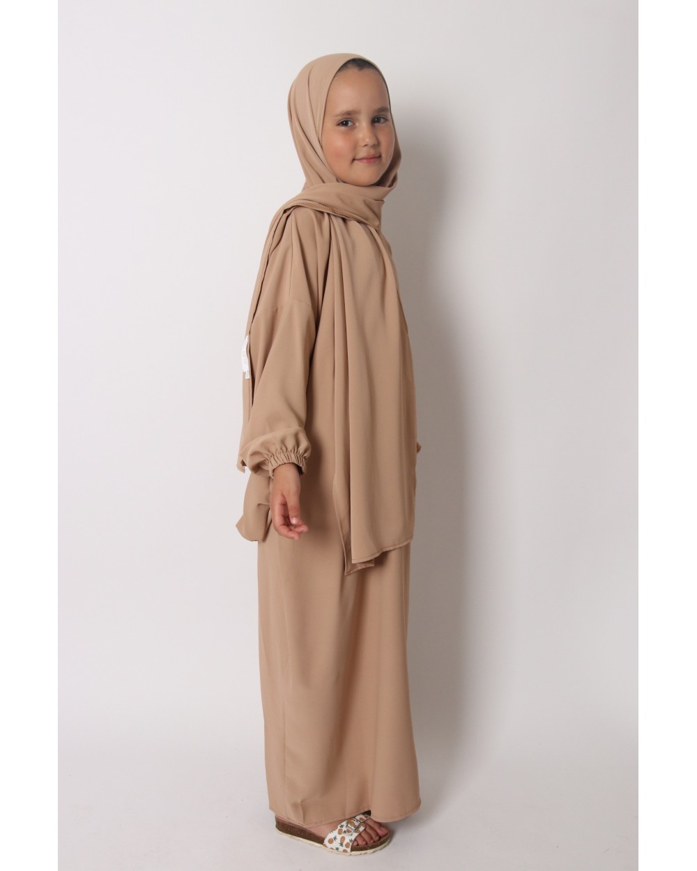 Binti integrated hijab butterfly abaya