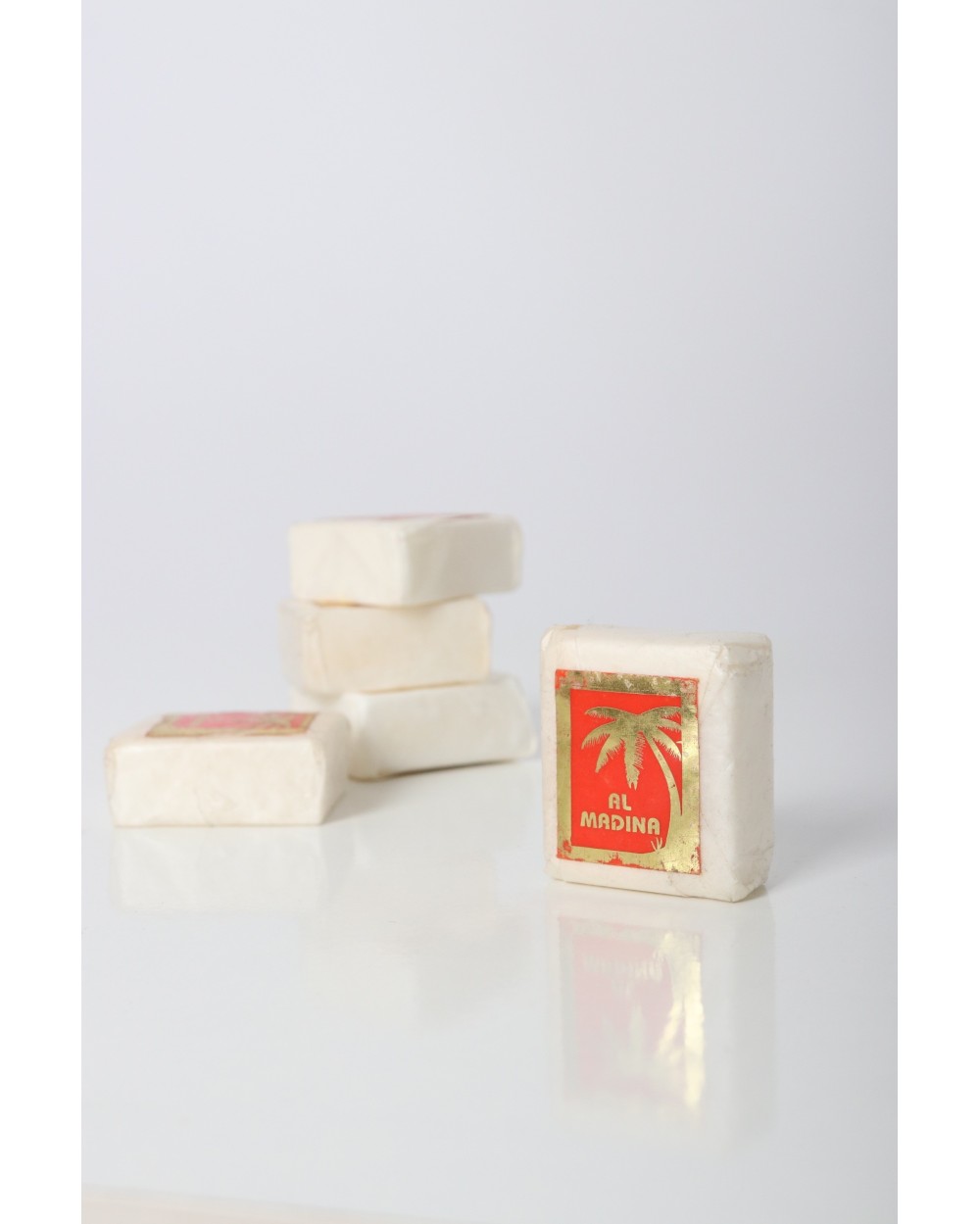 Musc solide carré couleur beige (Musk Jamid)