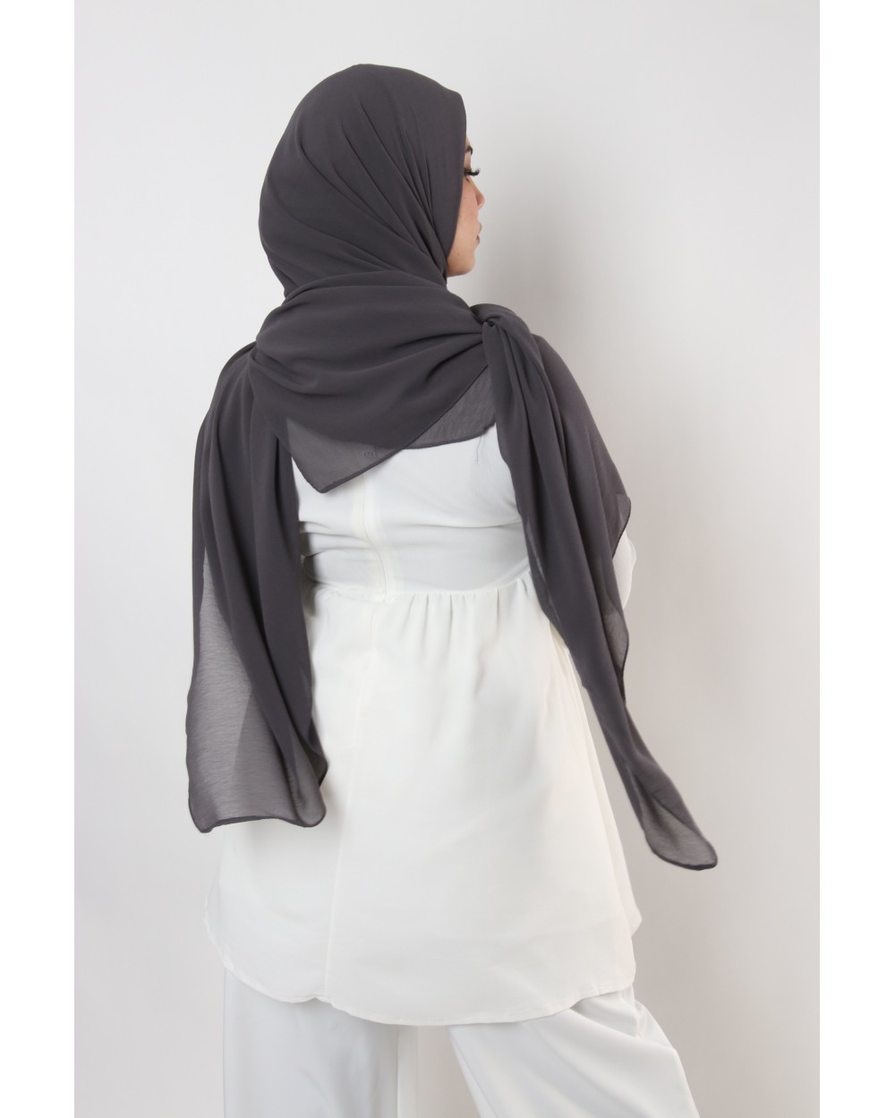 Nissa square chiffon hijab 150cm