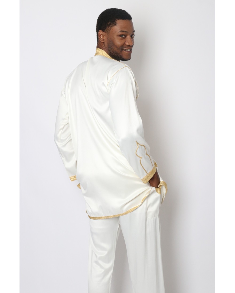 Jabador man golden ornament