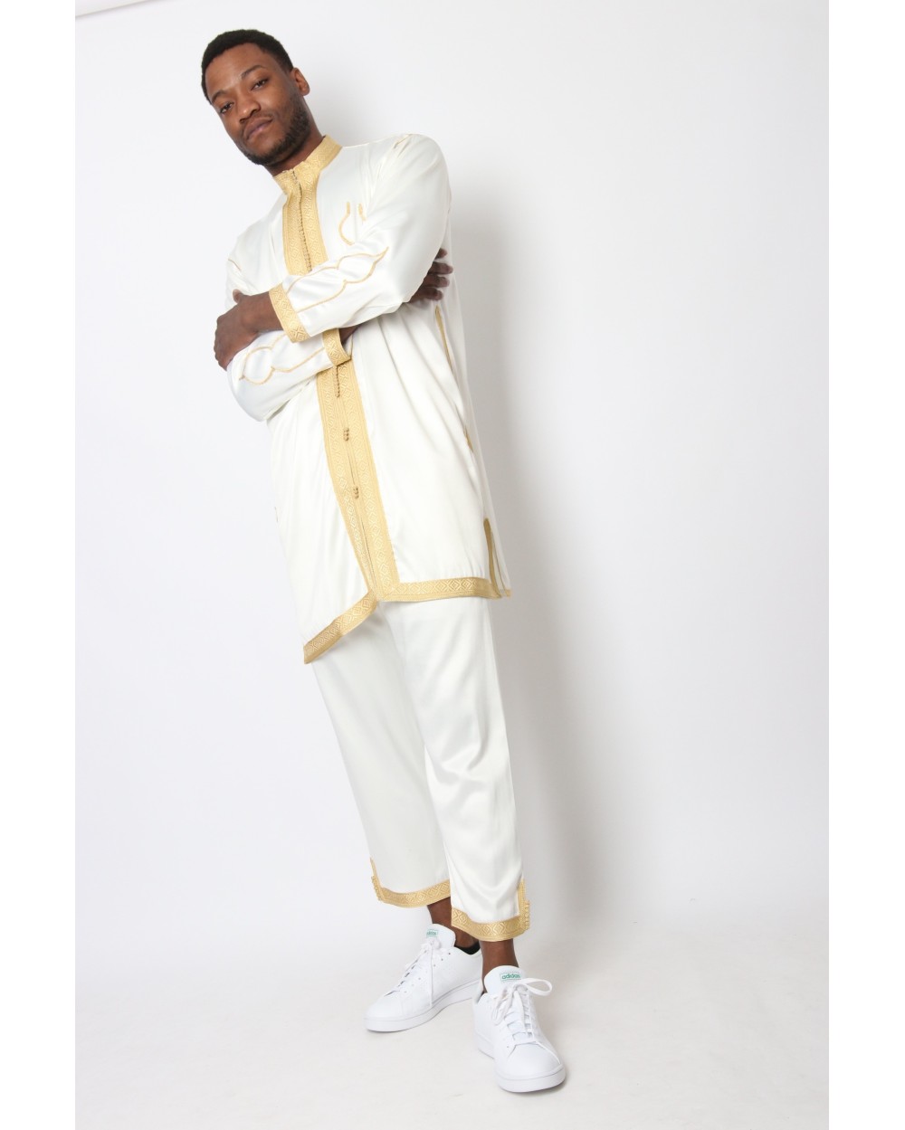 Jabador man golden ornament