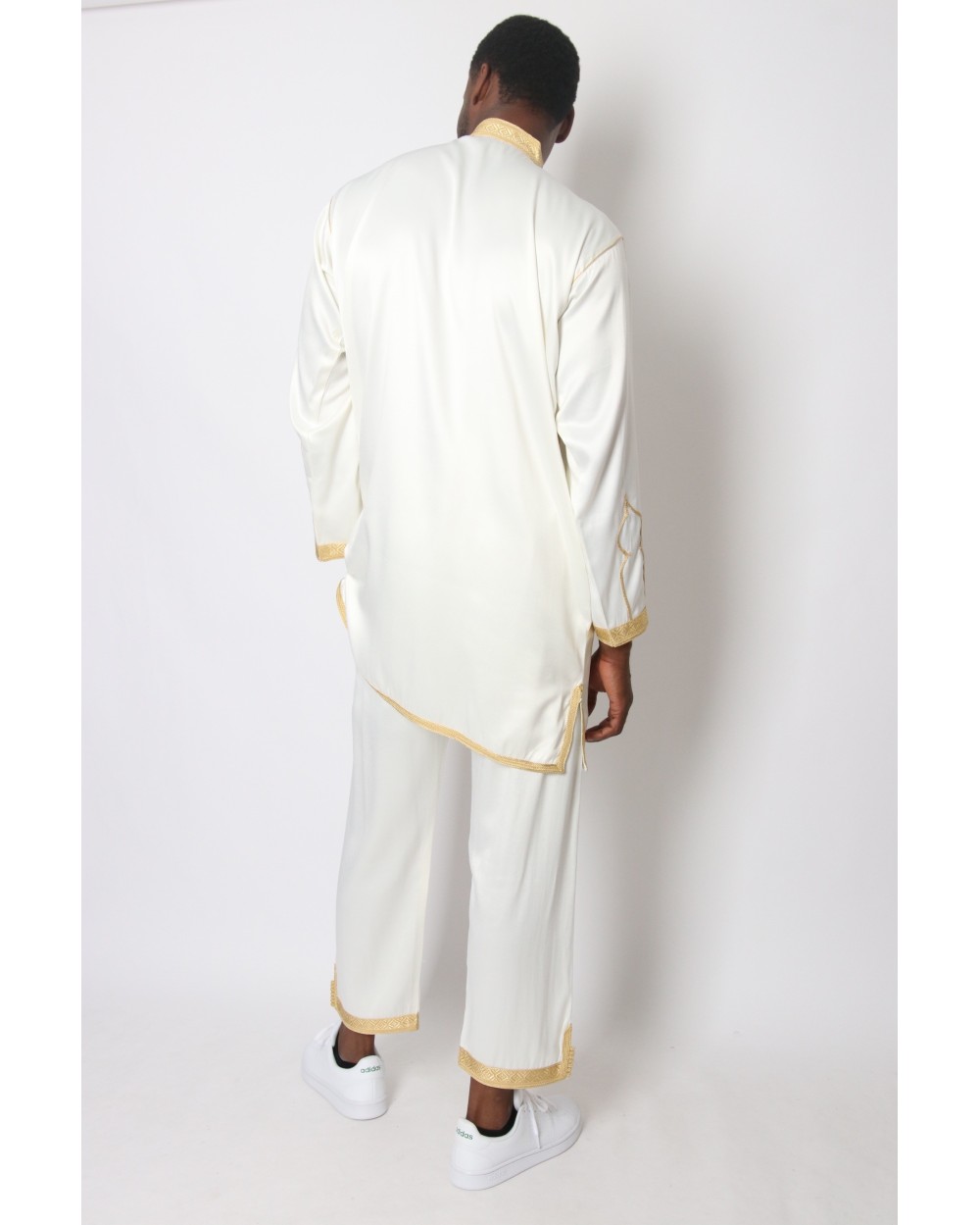 Jabador homme ornement doré