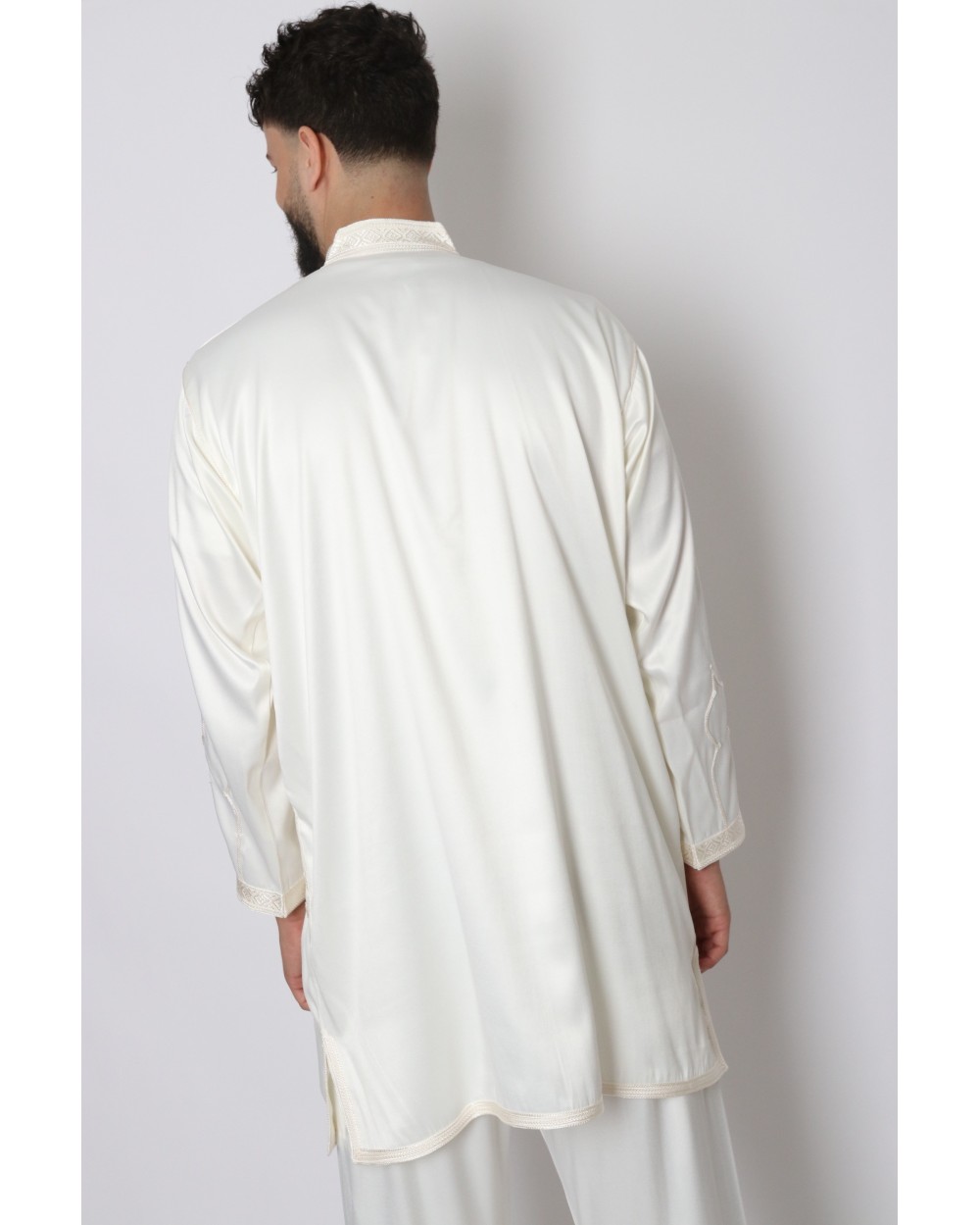 Jabador homme marocain écru