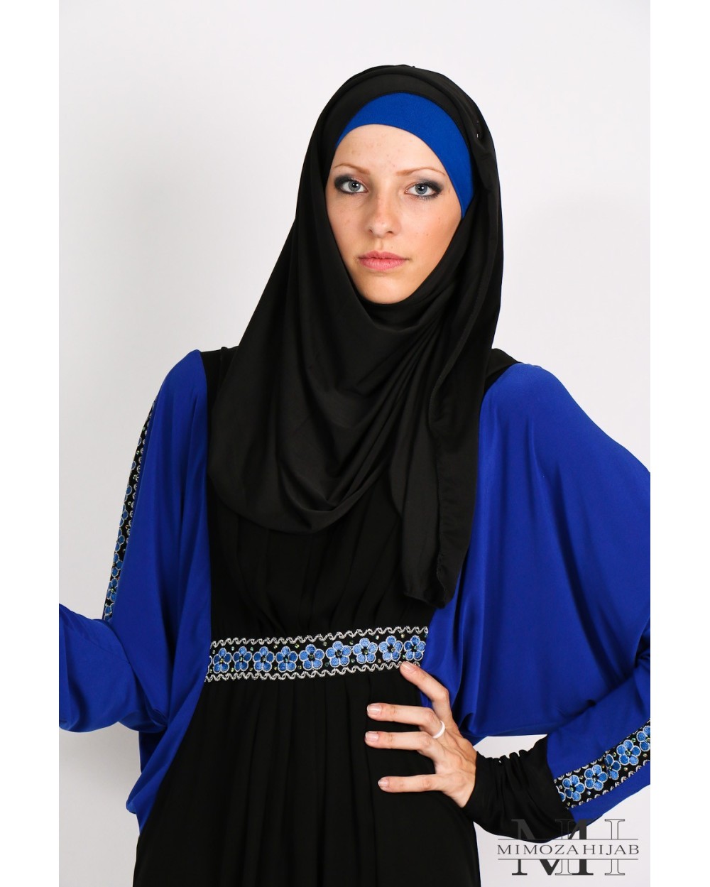 Abaya FARAH