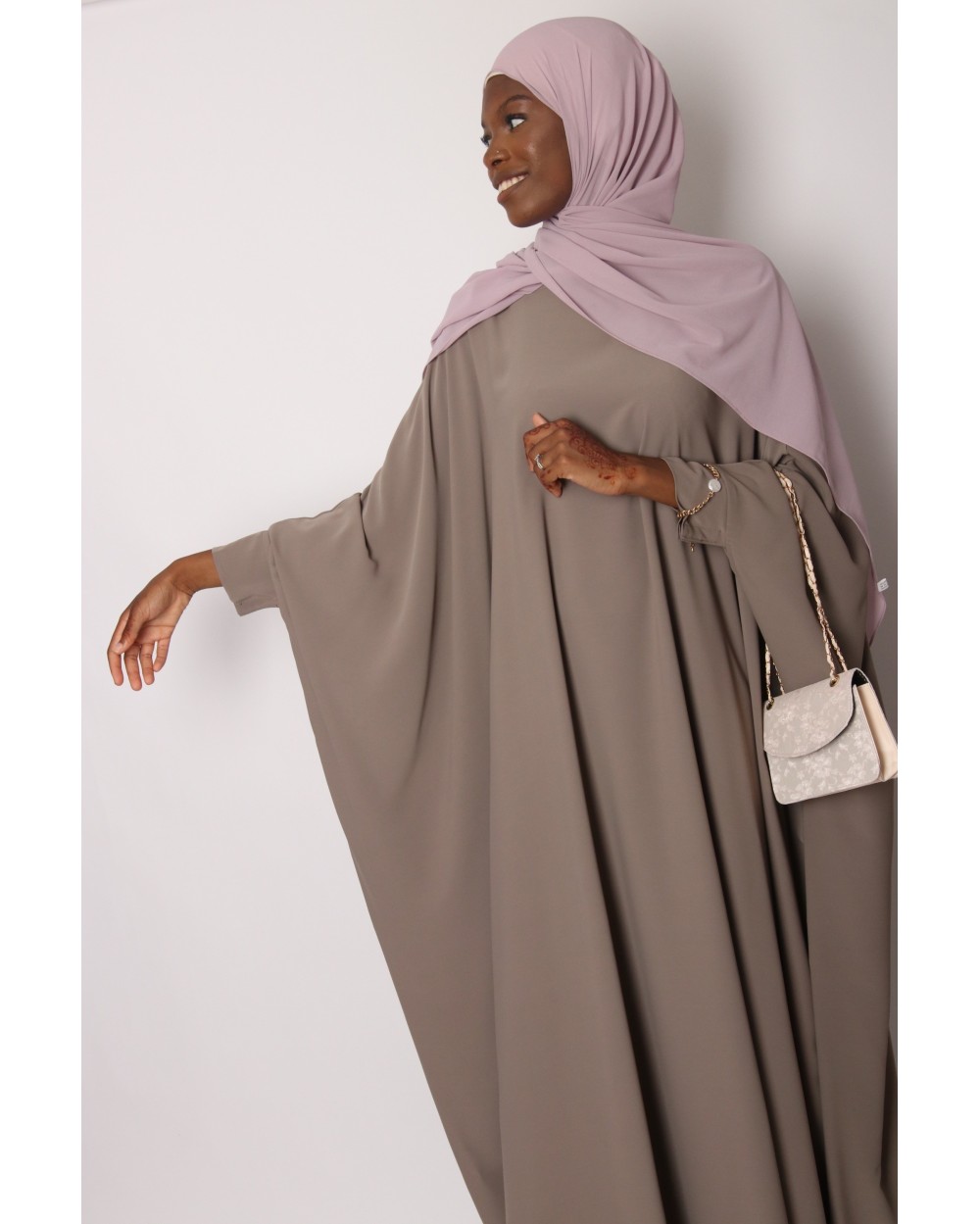 Abaya papillon Soie de médine