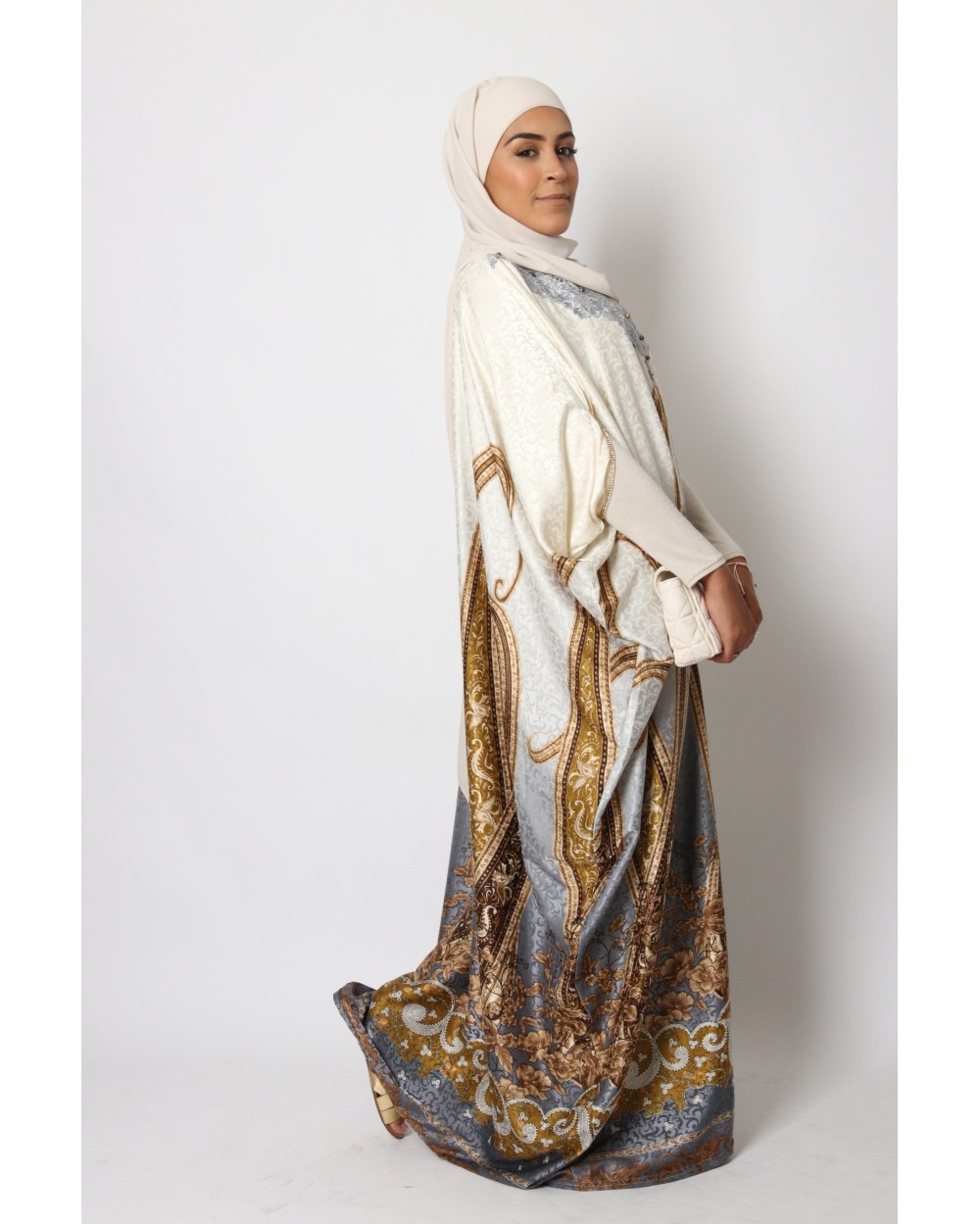 Robe papillon caftan avec motifs paisley