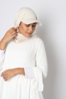 Hijab à enfiler avec casquette intégrée