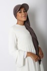 Hijab à enfiler avec casquette intégrée