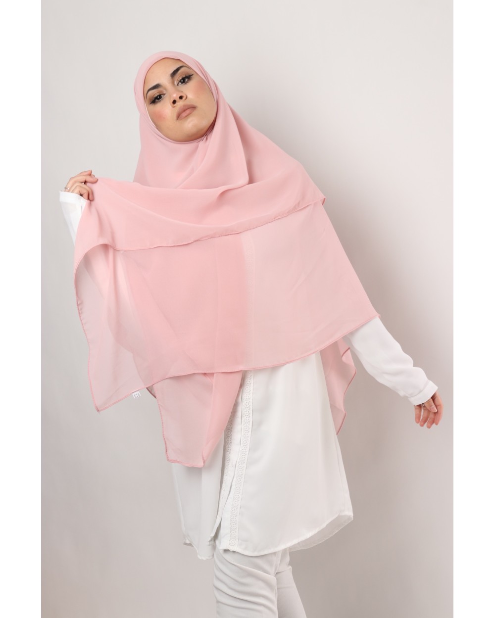 Nissa square chiffon hijab 150cm