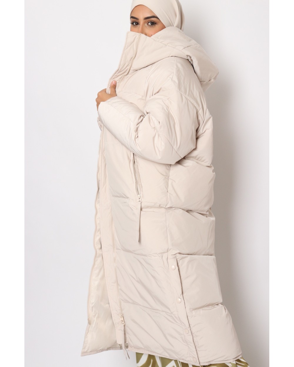 Maxi long down jacket with hood