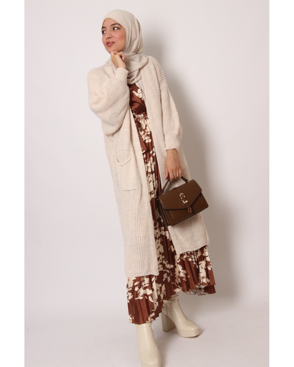 Robe satin pliss?�e fall