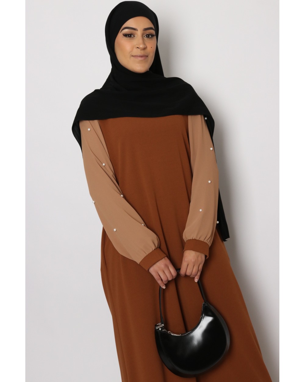 Long beaded dress with sleeves