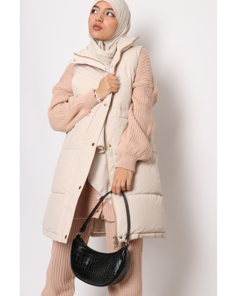 Sleeveless down jacket