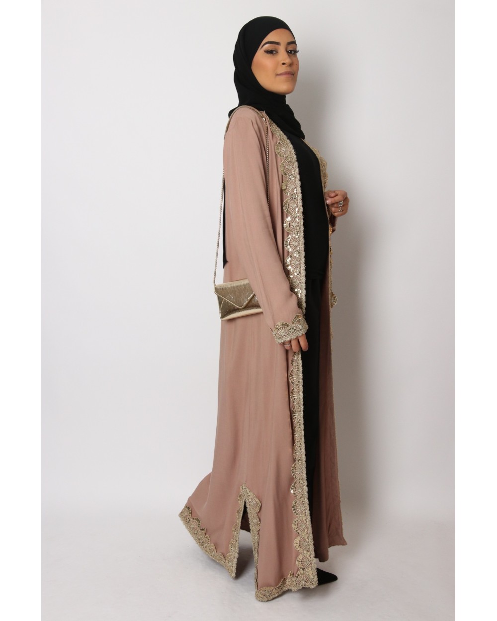 Kenza kimono with golden lace
