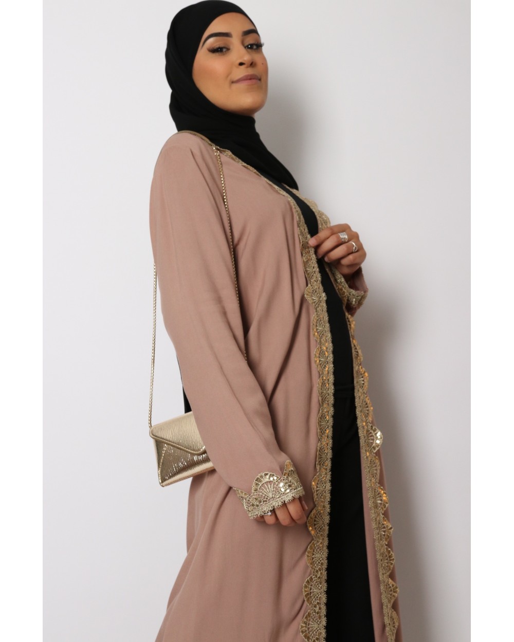 Kenza kimono with golden lace
