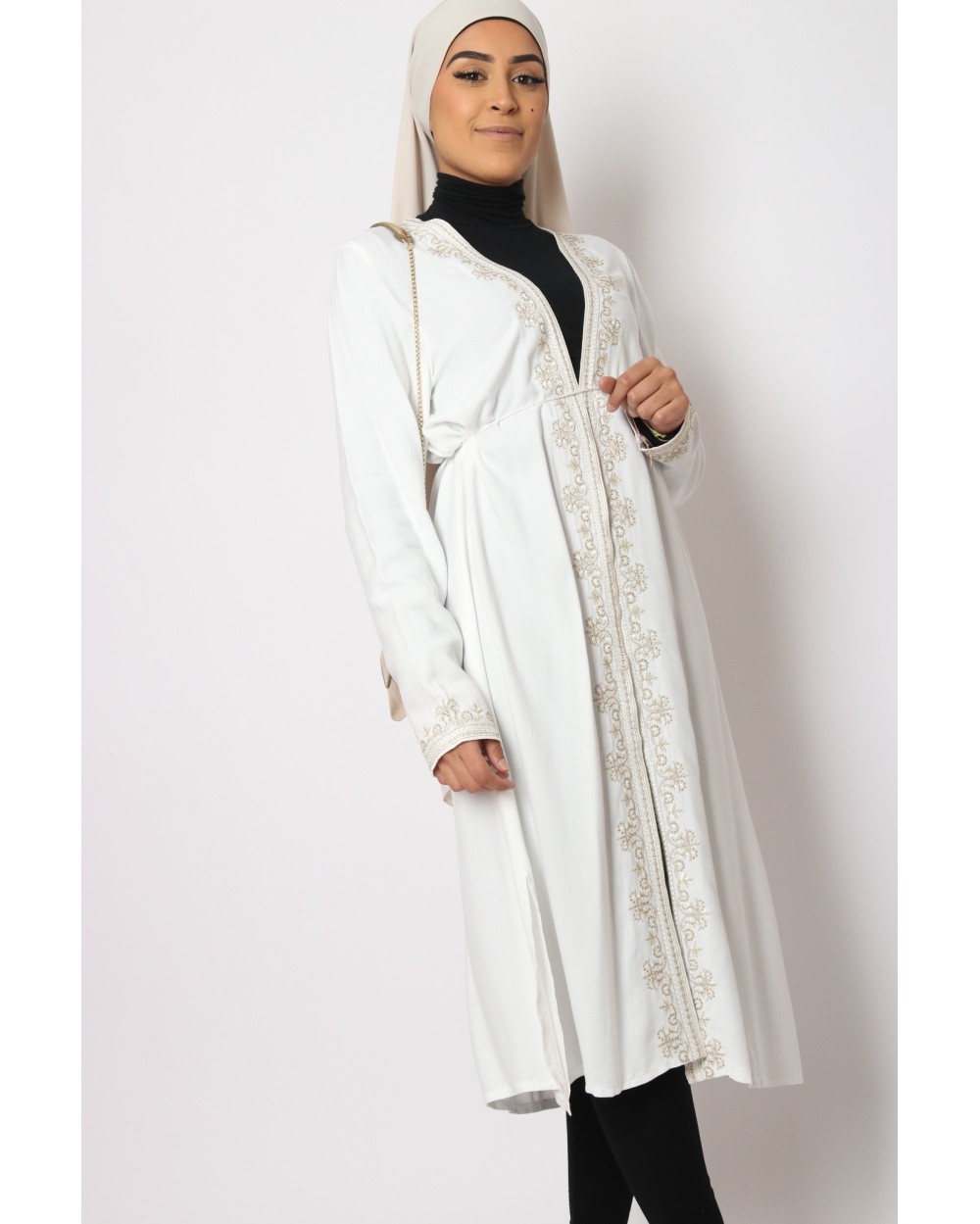 Kentia embroidered kimono