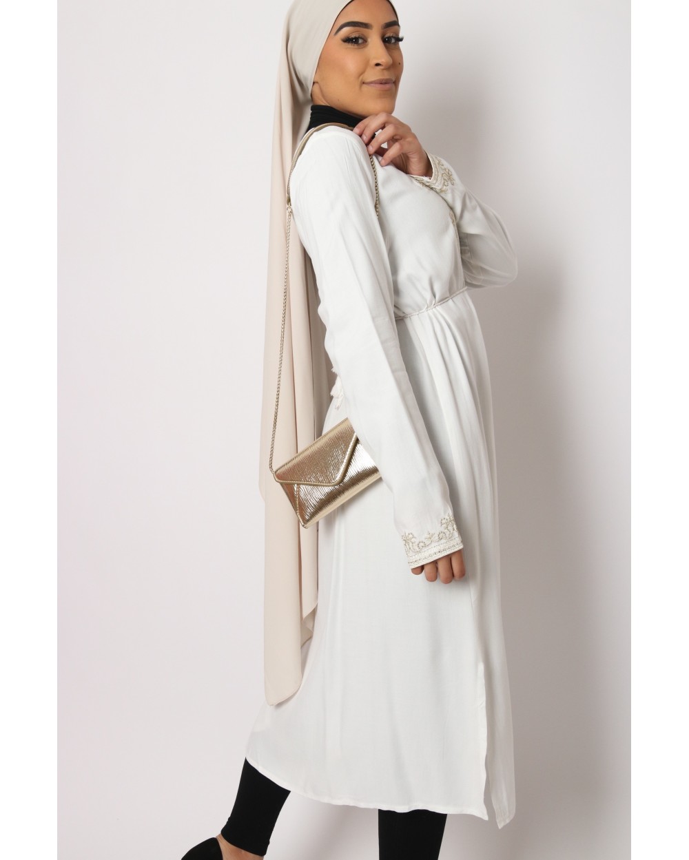 Kentia embroidered kimono