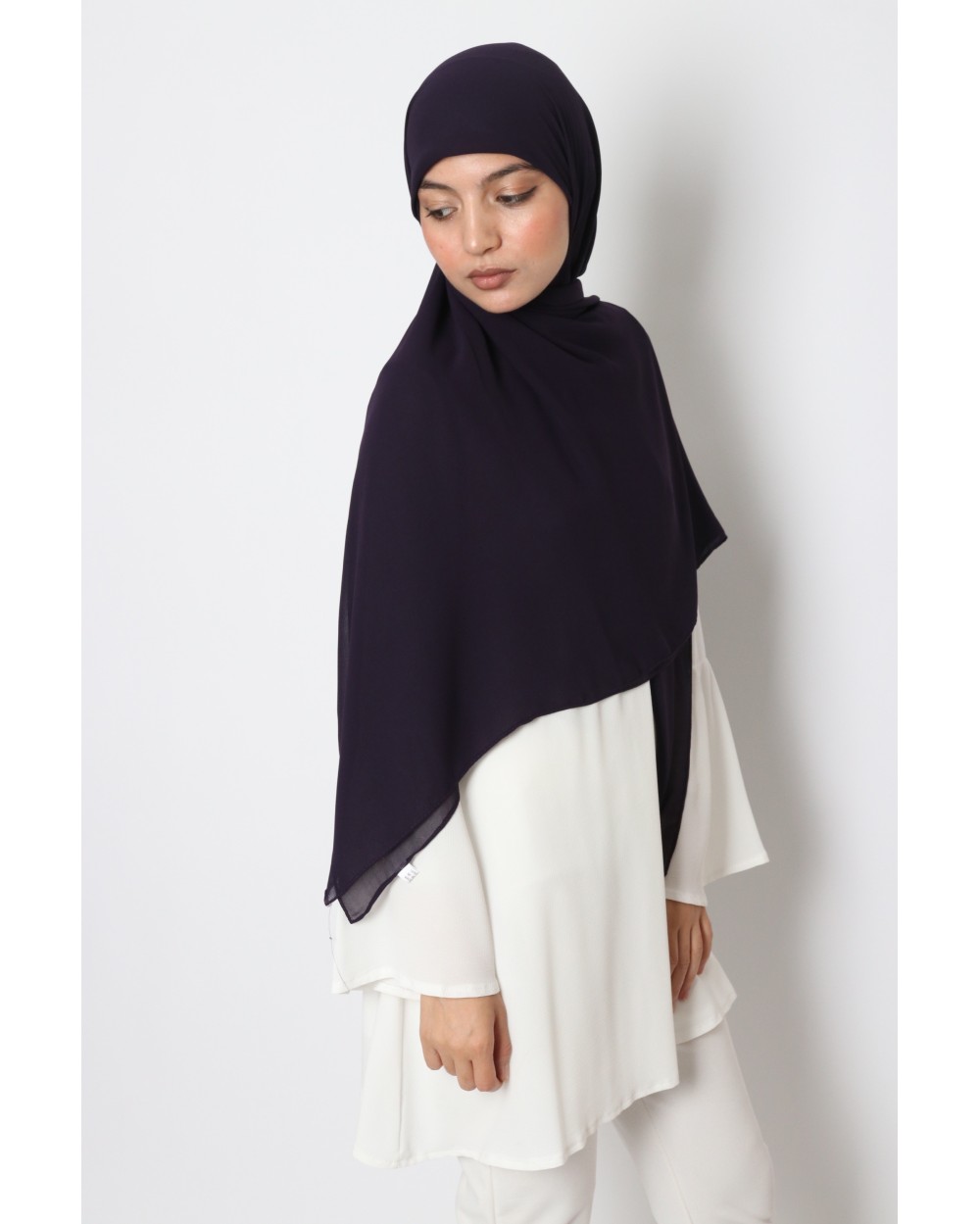 Nissa square chiffon hijab 150cm