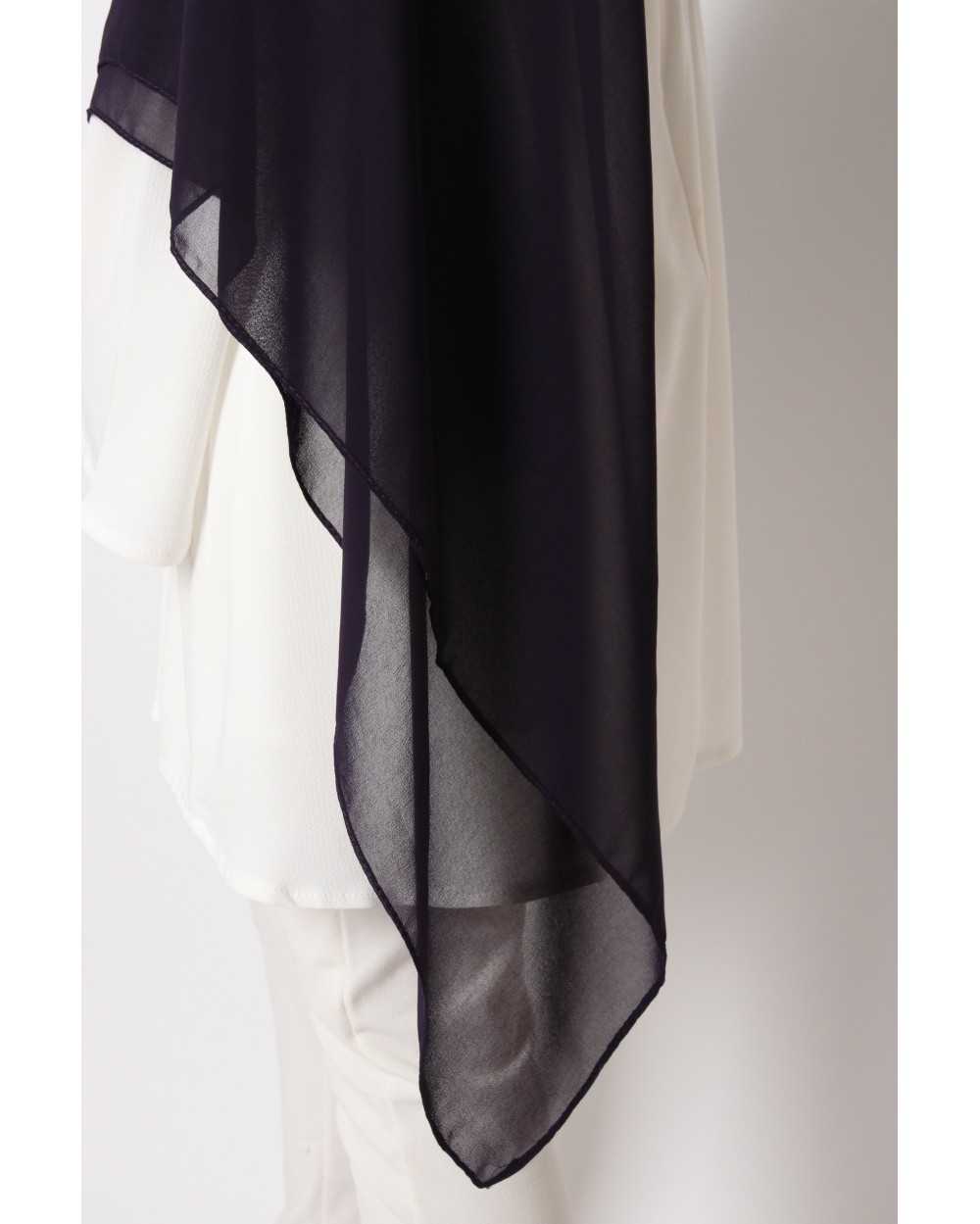 Nissa square chiffon hijab 150cm