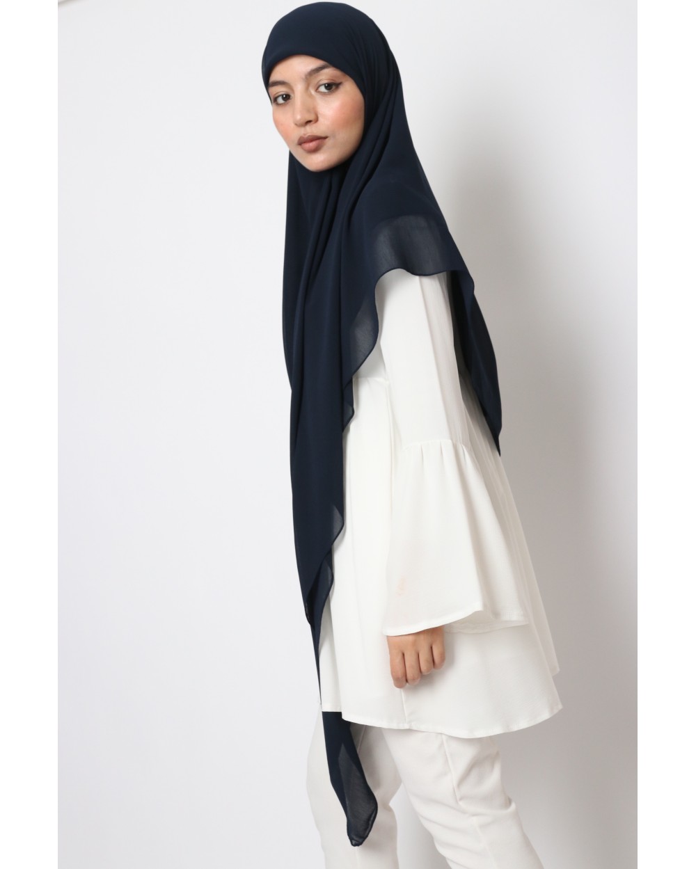 Nissa square chiffon hijab 150cm