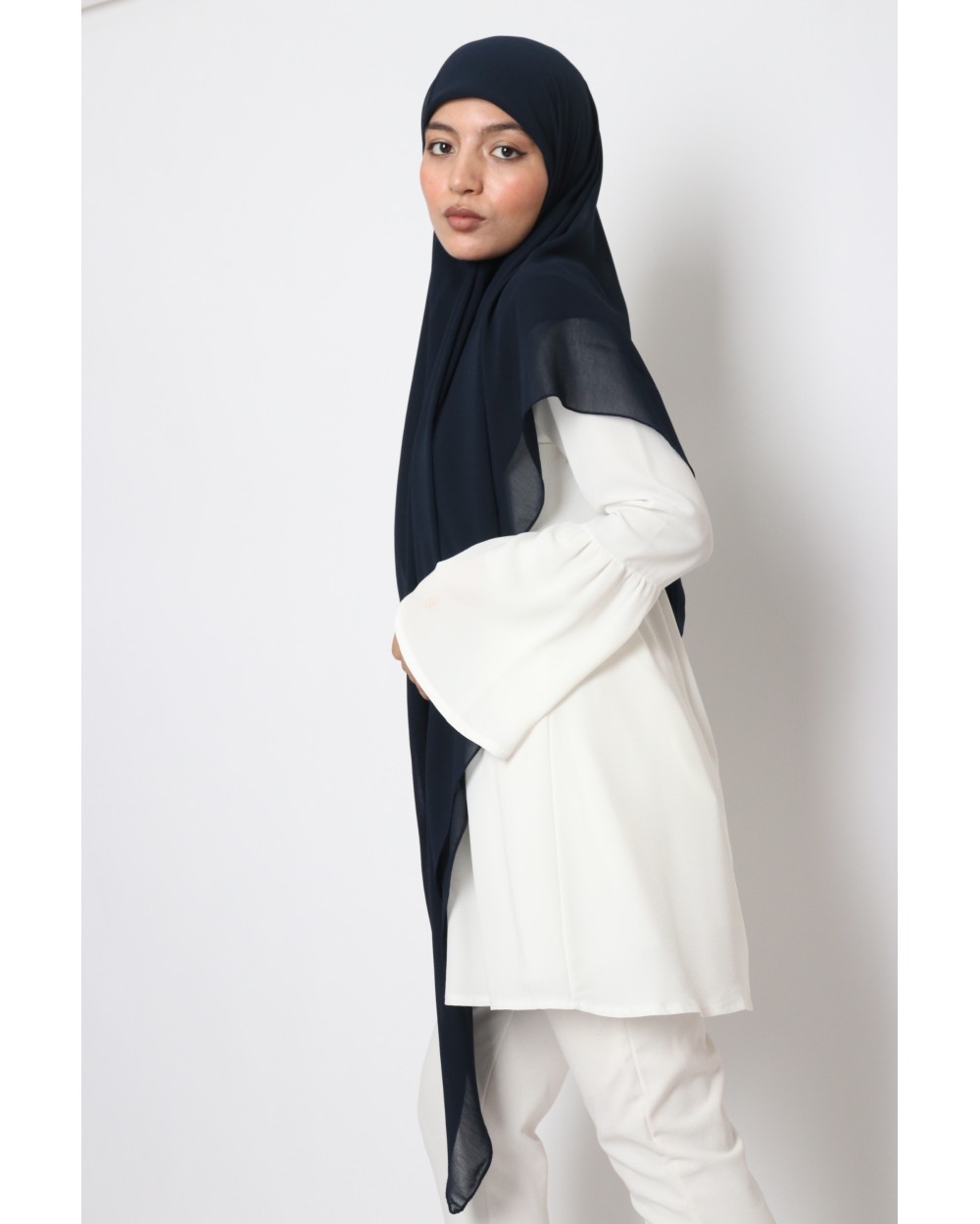 Nissa square chiffon hijab 150cm