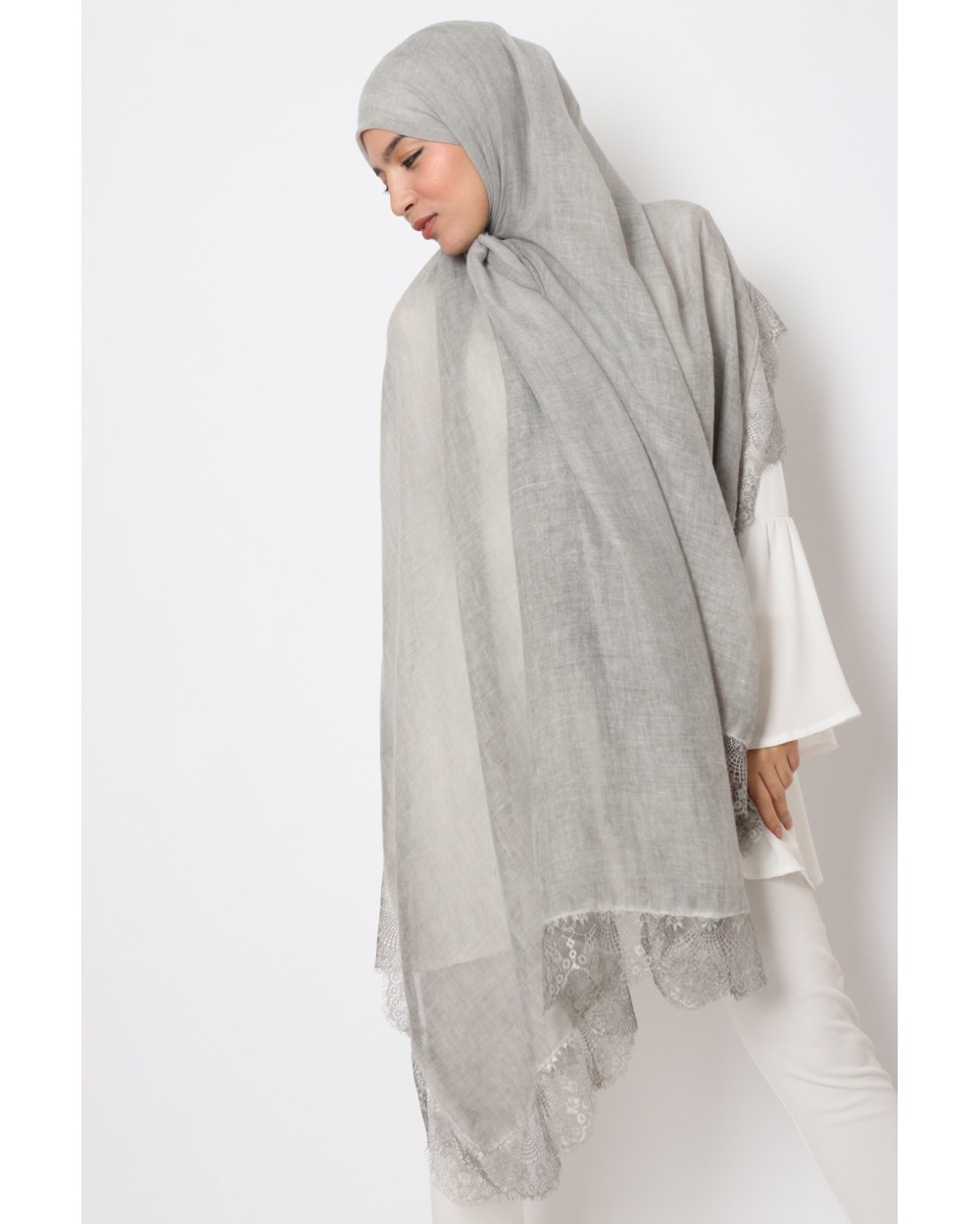 Maxi Hijab Suzanne with Lace