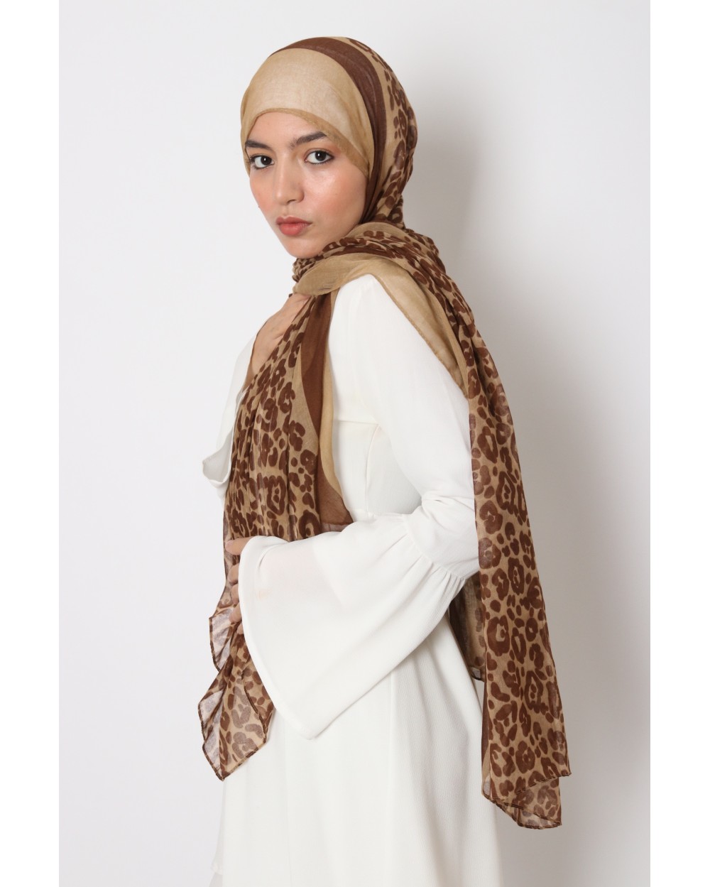 Maxi leopard print scarf