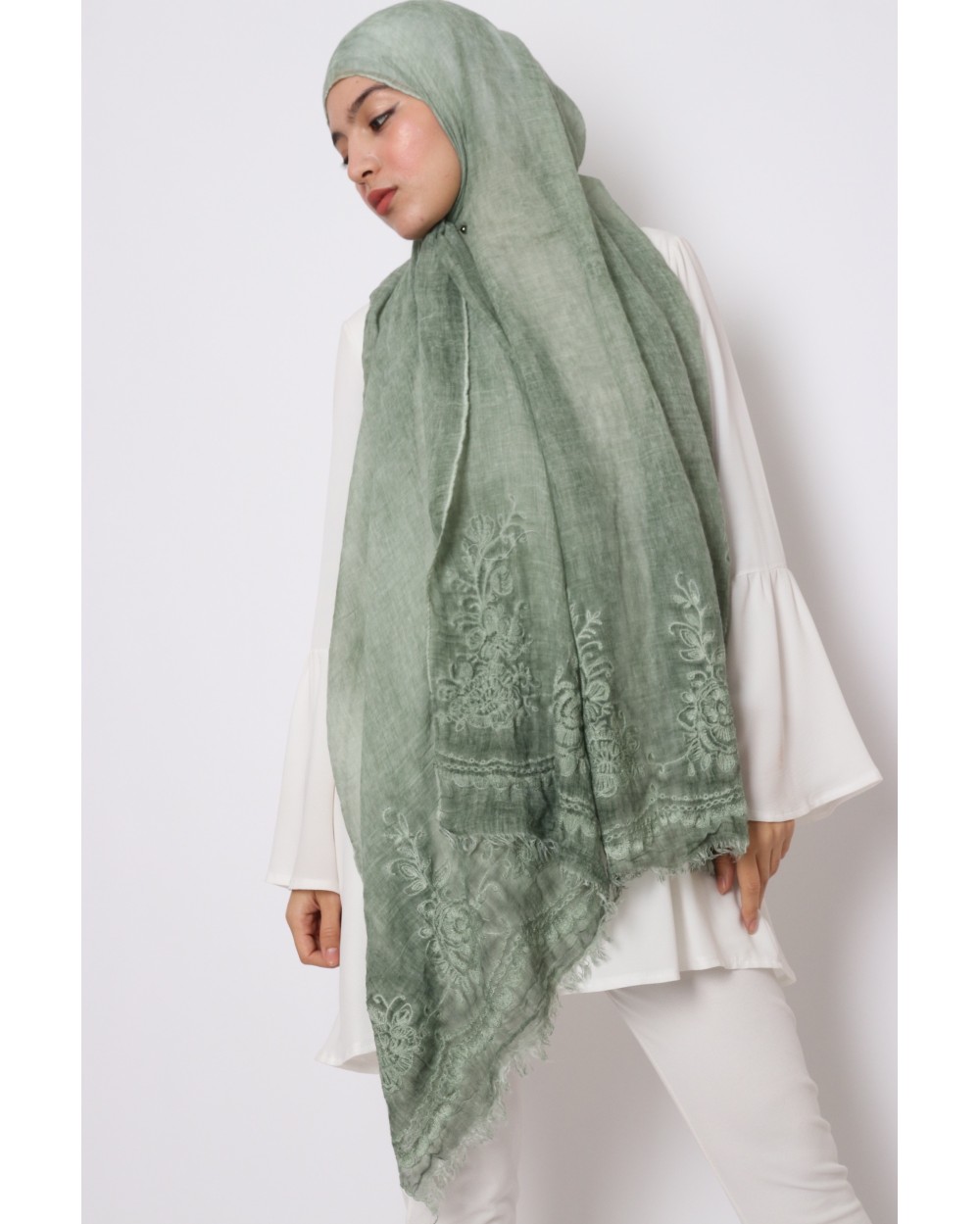 Maxi Hijab Sarah embroidered