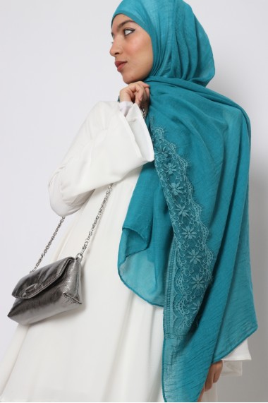 Maxi Classic Hijab with Lace