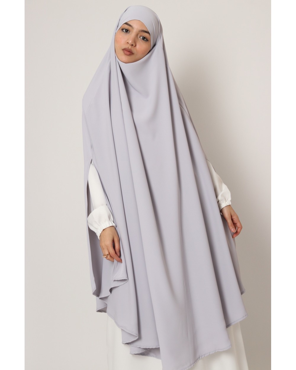 Khimar avec fentes
