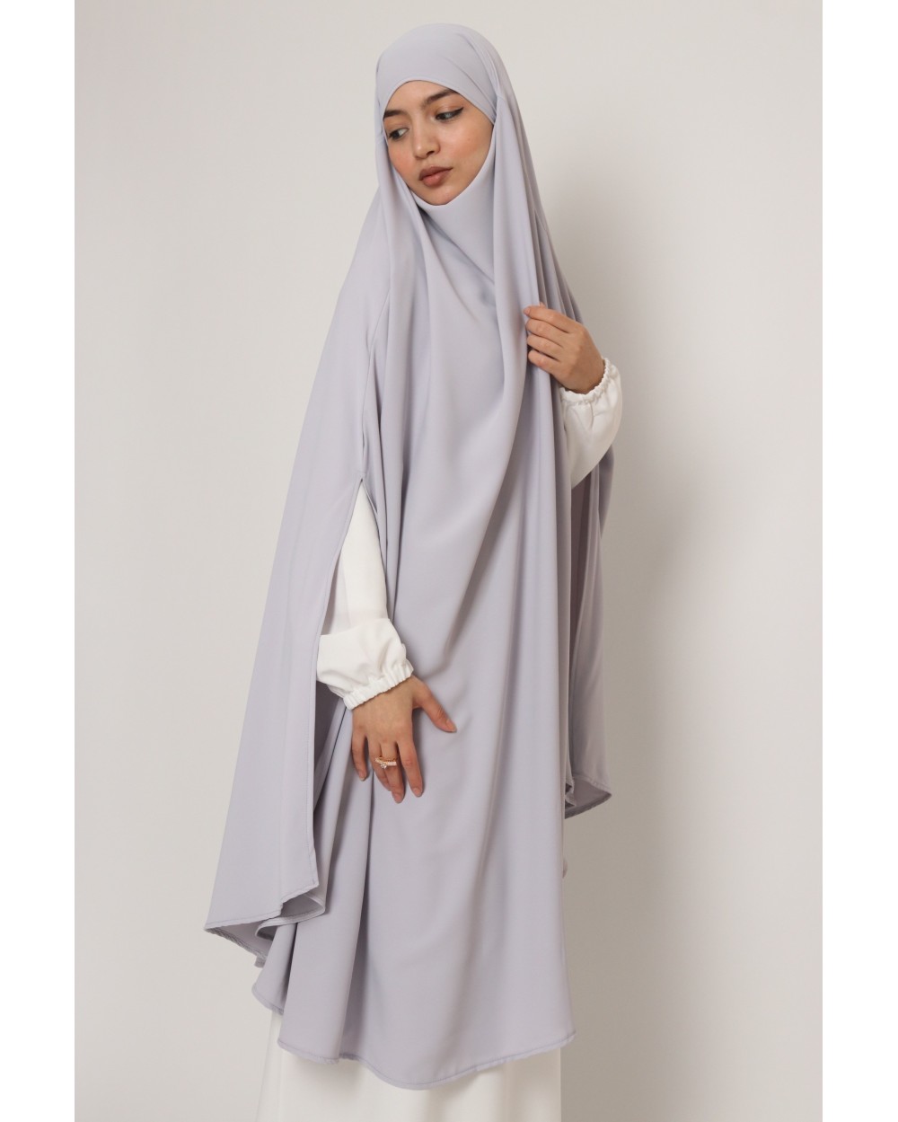 Khimar avec fentes