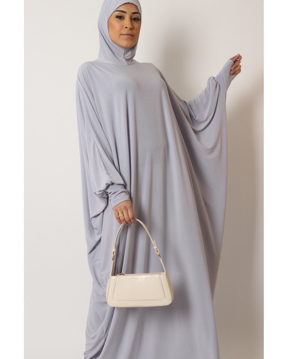 Abaya papillon cagoule intégré