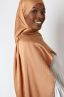 Hijab satin plissée à nouer