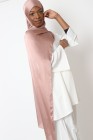 Hijab satin plissée à nouer