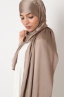 Hijab satin plissée à nouer