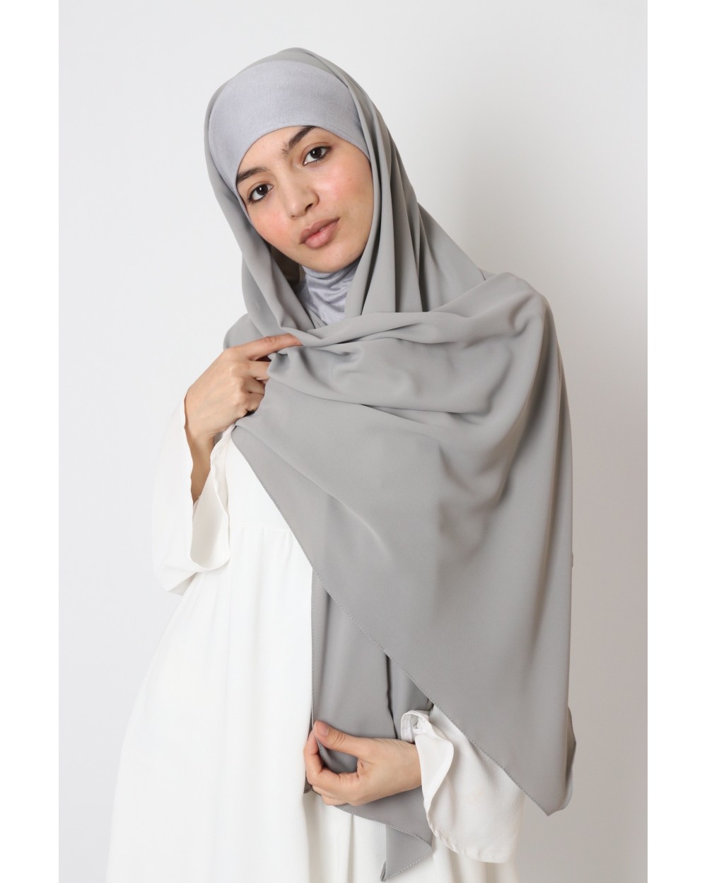 Hijab to put on hood integrated medina silk