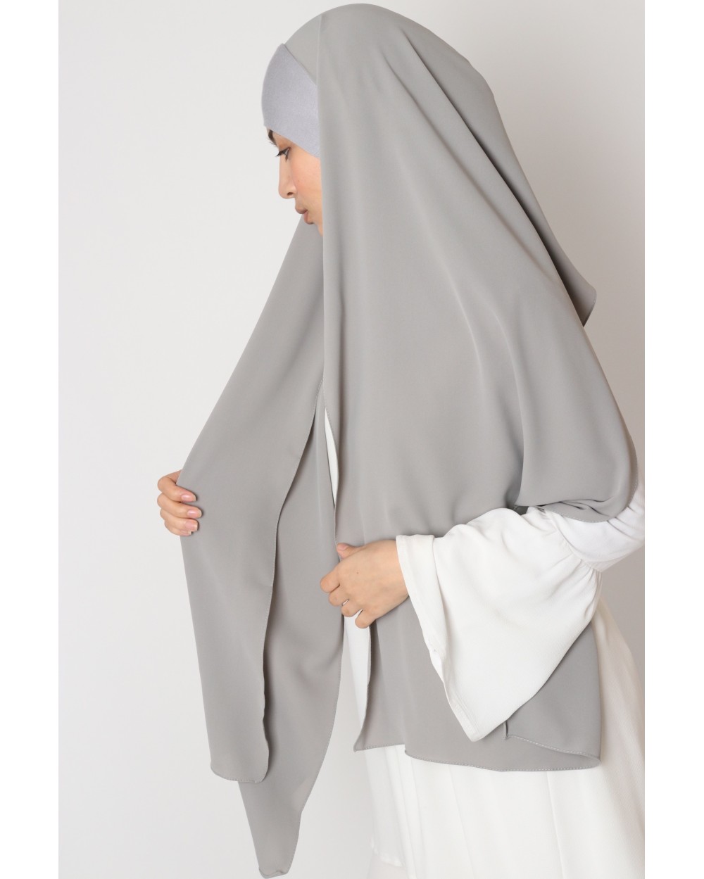 Hijab to put on hood integrated medina silk