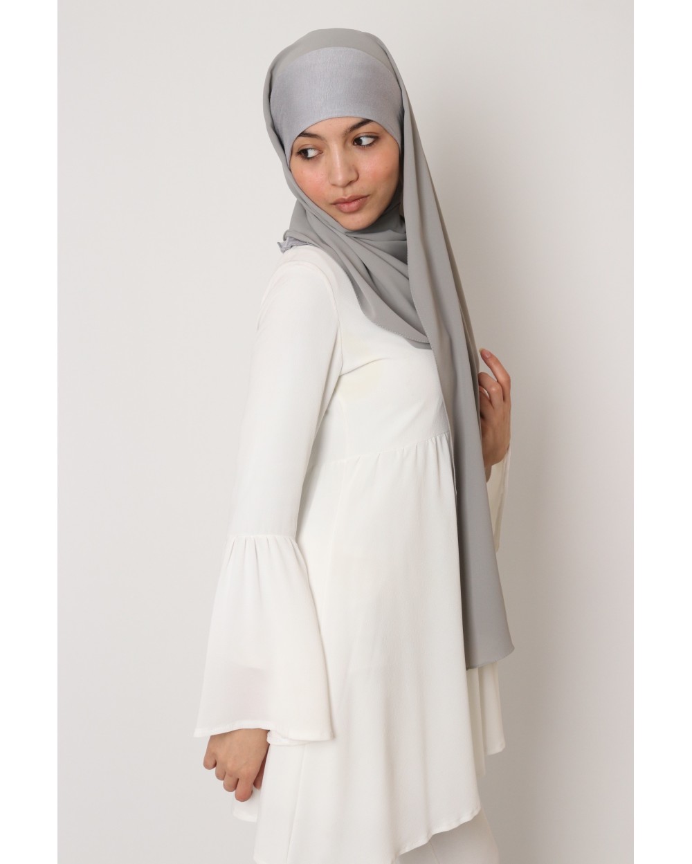 Hijab to put on hood integrated medina silk
