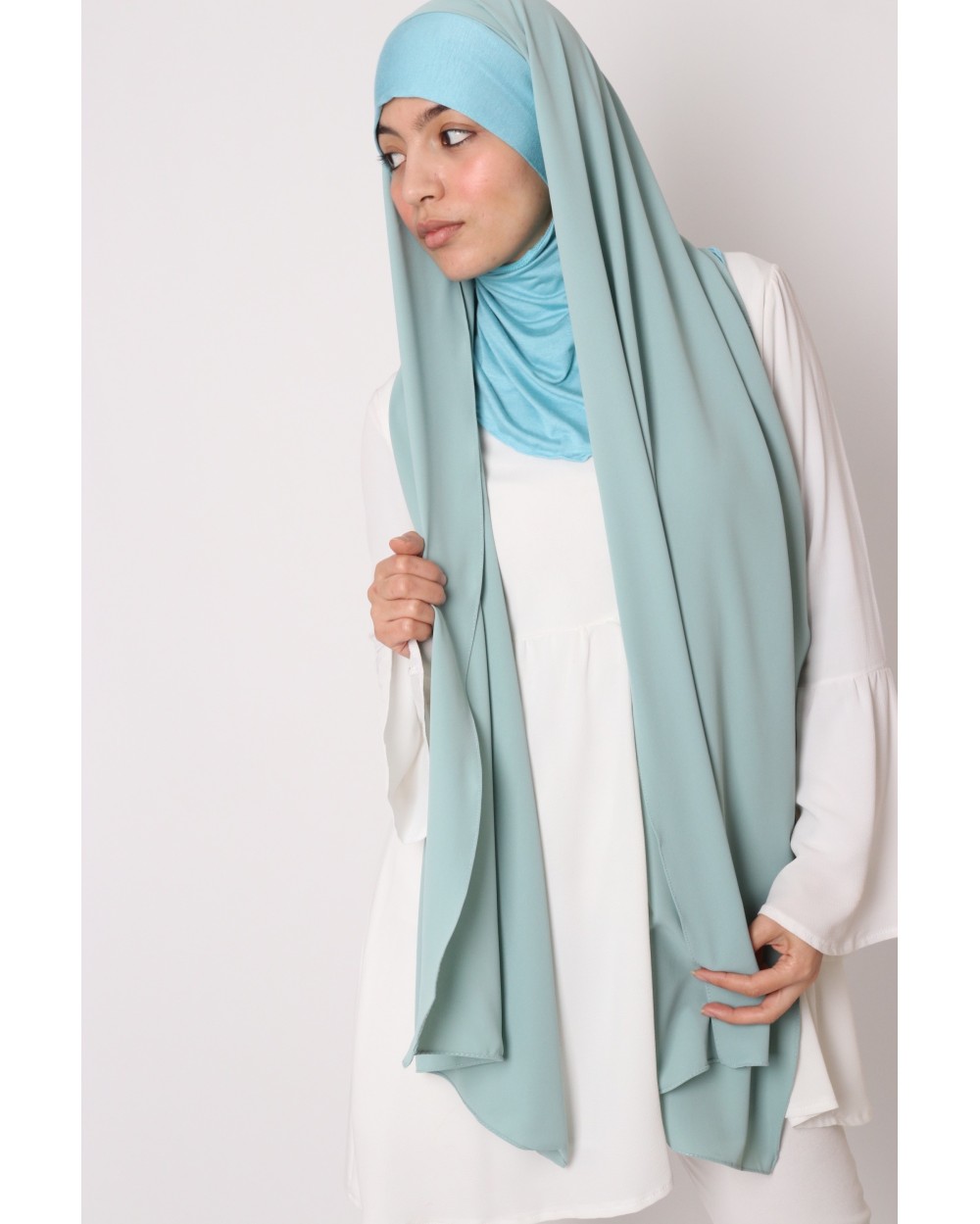 Hijab à enfiler cagoule intégré soie de médine