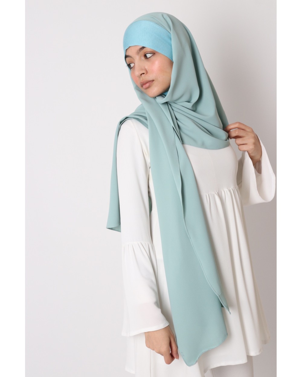 Hijab à enfiler cagoule intégré soie de médine