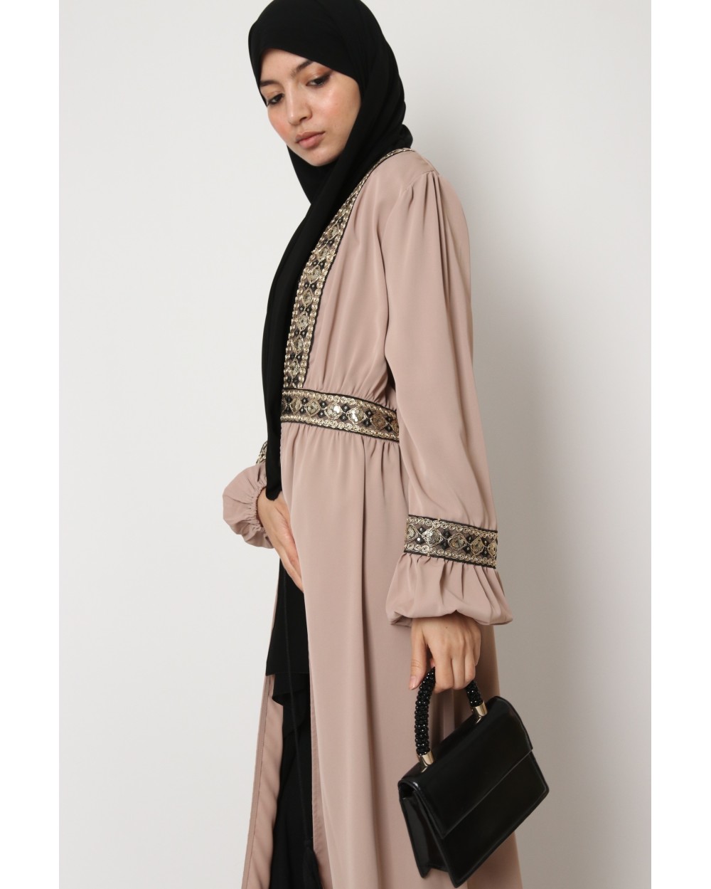 Medina silk kimono with ornament