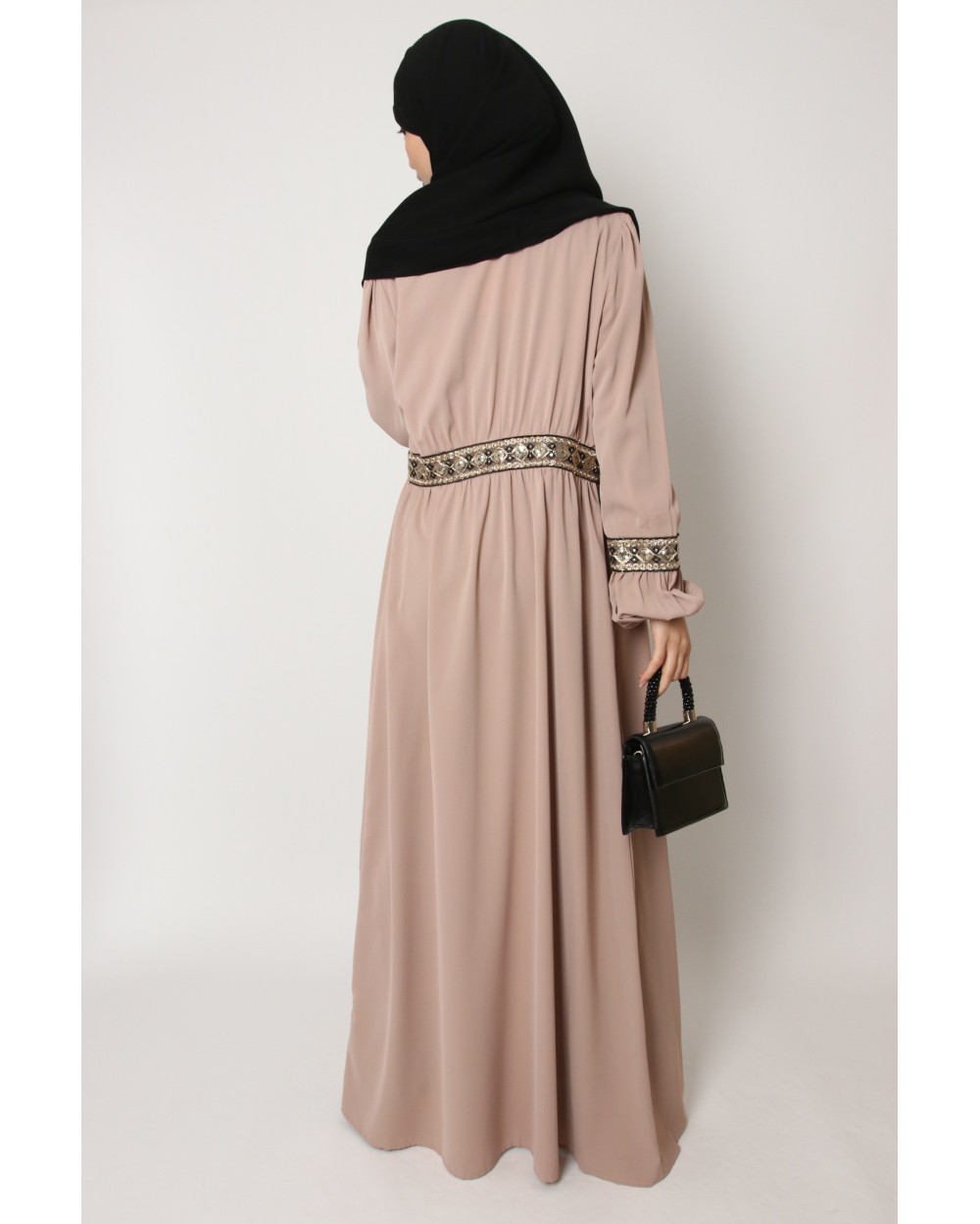 Medina silk kimono with ornament