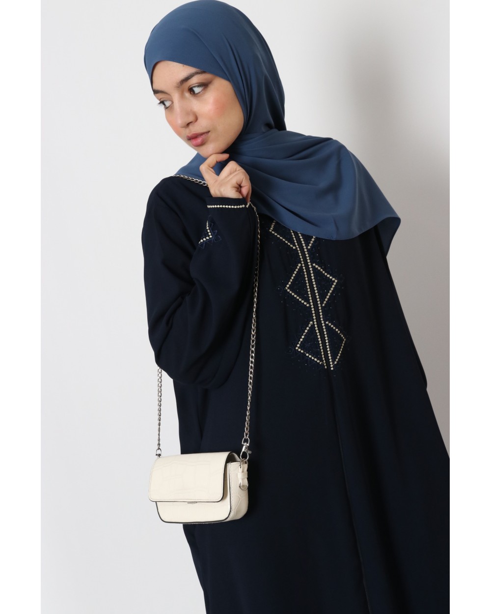 Abaya avec zip Sultana broderie